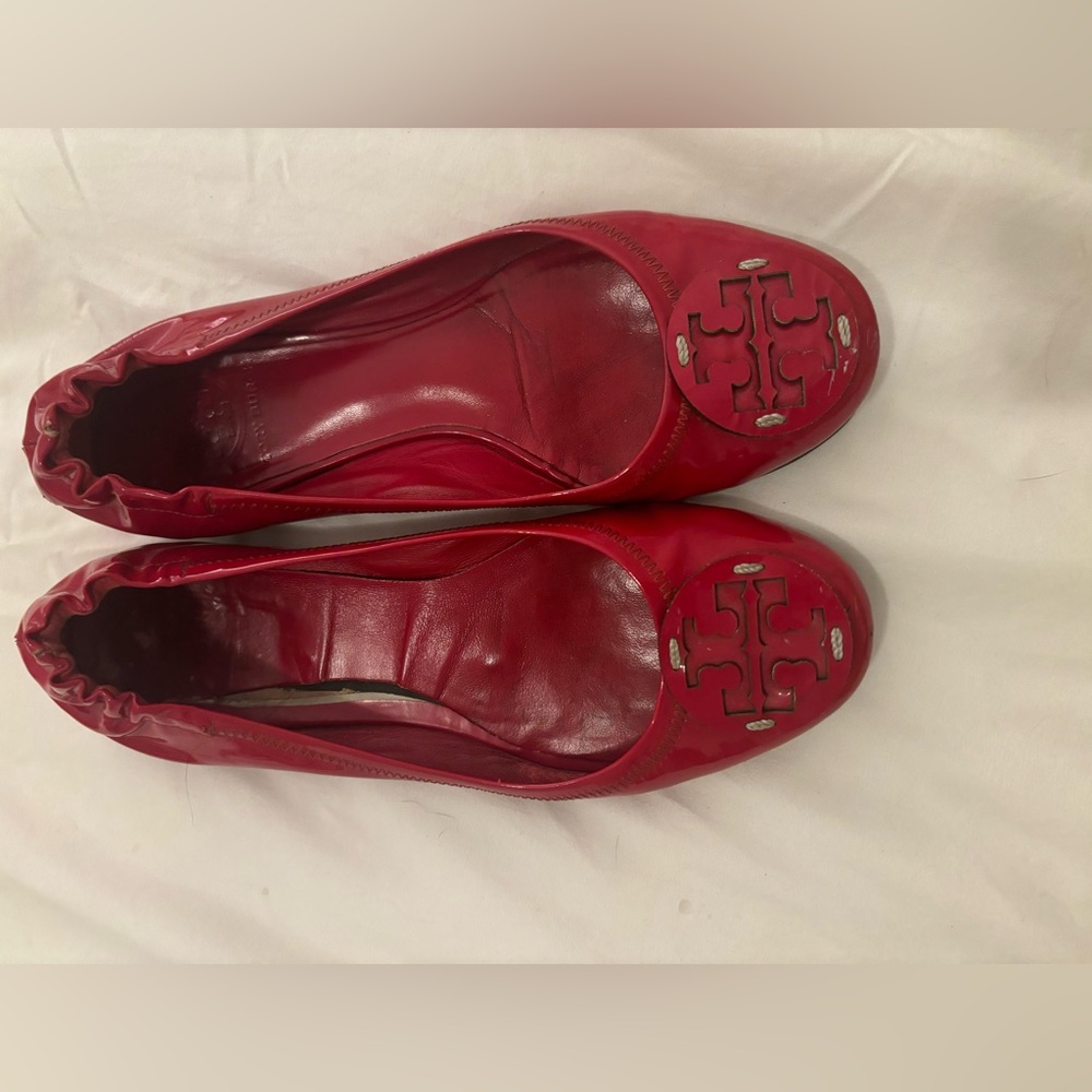 RED TORY BURCH FLATS
